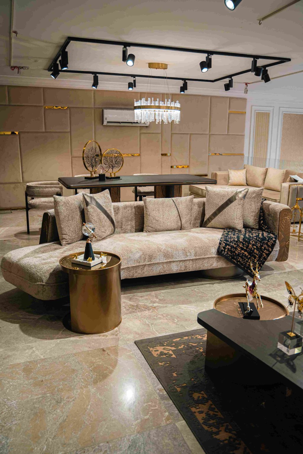 روما وارداتی